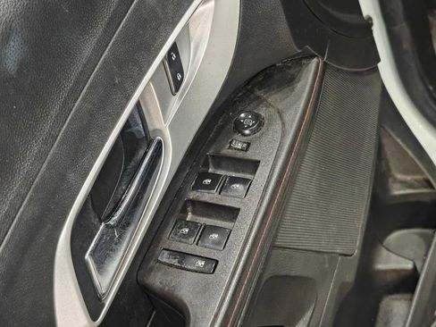 Used 2015 Chevrolet Equinox LT FWD image 37