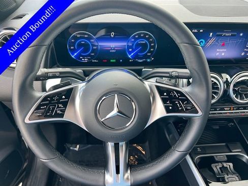 Used 2024 Mercedes-Benz EQB 250+ image 8