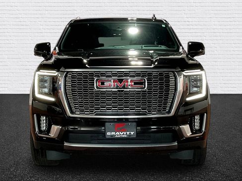 Used 2023 GMC Yukon XL Denali AWD/4WD image 2