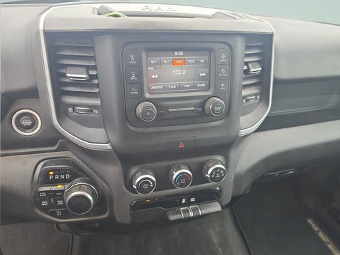 Used 2020 RAM 1500 Big Horn AWD/4WD image 16