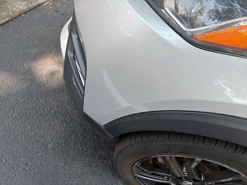 Used 2019 Nissan Kicks SR w/ SR Premium Package FWD image 10