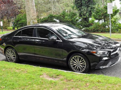 Used 2020 Mercedes-Benz CLA 250 4MATIC image 11