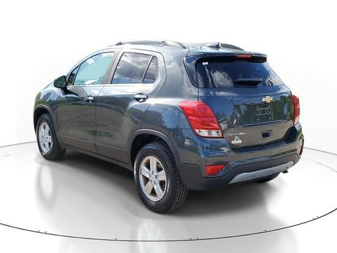 Used 2018 Chevrolet Trax LT w/ LT Convenience Package AWD/4WD image 3