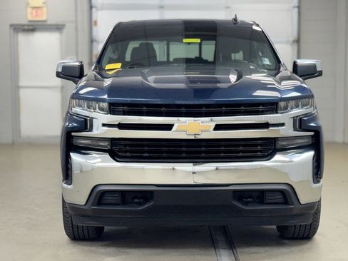 Used 2019 Chevrolet Silverado 1500 LT w/ All-Star Edition image 2