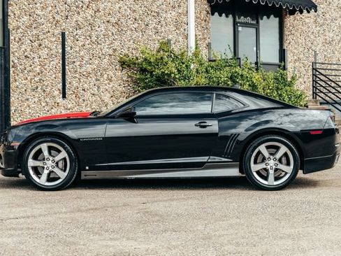 Used 2010 Chevrolet Camaro SS w/ LPO, Ground Effects Package RWD image 58