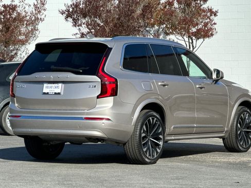 New 2026 Volvo XC90 B5 Ultra w/ Protection Package Premier image 5