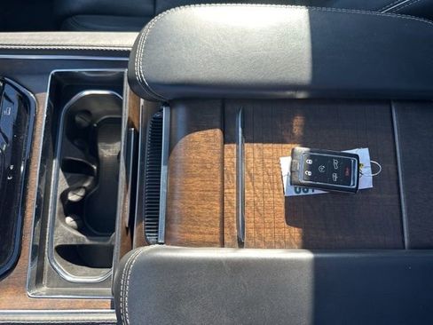 Used 2023 Jeep Grand Wagoneer Series II w/ Flexible Seating Group AWD/4WD image 41