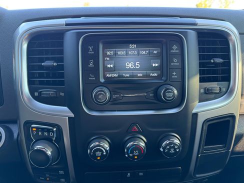 Used 2019 RAM 1500 Classic SLT image 11