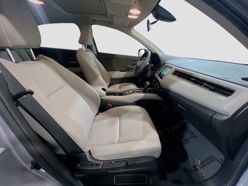 Used 2020 Honda HR-V EX image 20