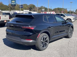 New 2026 Chevrolet Equinox EV LT video 3