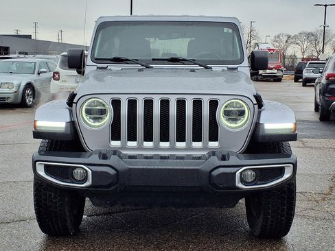 Used 2020 Jeep Wrangler Unlimited Sahara image 5