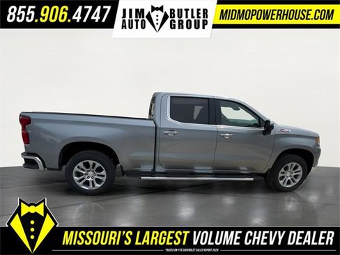 Used 2025 Chevrolet Silverado 1500 LTZ image 11