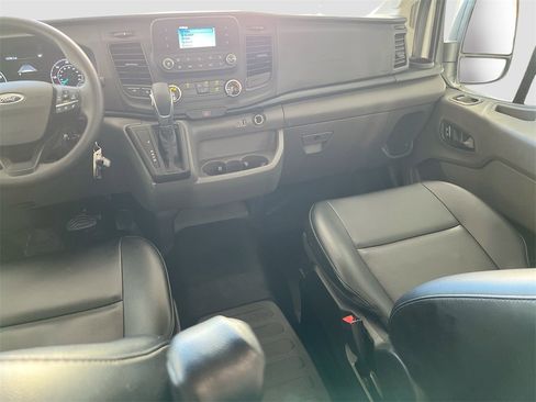 Used 2025 Ford Transit 250 148 Medium Roof image 22