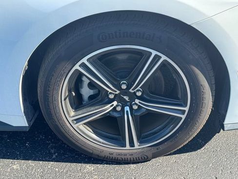 Used 2025 Ford Mustang Premium RWD image 9