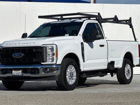 Used 2023 Ford F250 XL w/ XL Chrome Package image 8
