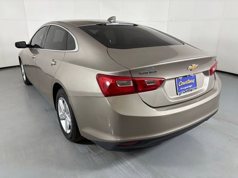 Used 2023 Chevrolet Malibu LT FWD image 7
