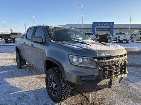 Used 2021 Chevrolet Colorado ZR2 image 2