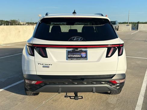 Certified 2024 Hyundai Tucson Limited FWD image 12