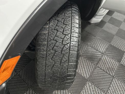 Used 2022 Ford Ranger Lariat w/ Equipment Group 501A High image 40