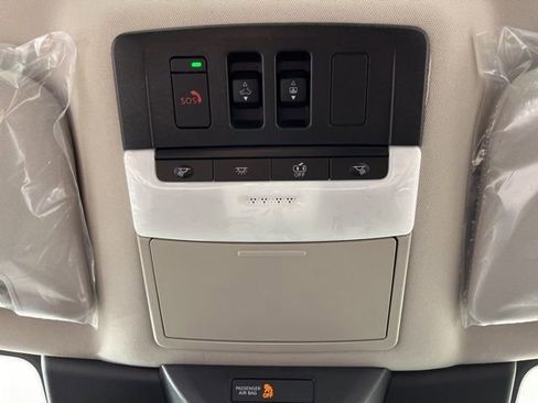 New 2026 Nissan Pathfinder SL w/ SL Premium Package AWD/4WD image 35