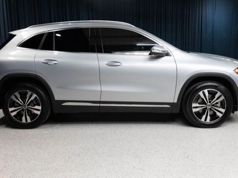 Used 2026 Mercedes-Benz GLA 250 image 4