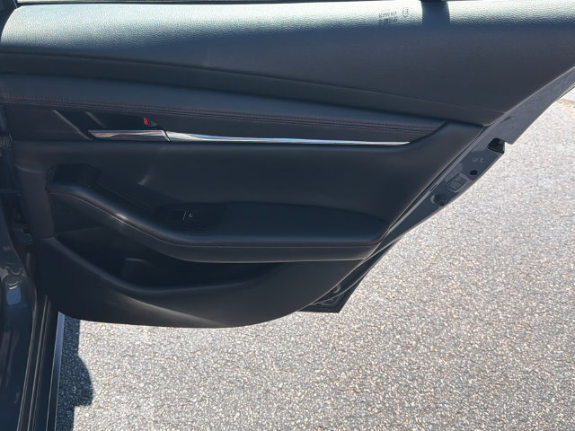 Used 2023 MAZDA MAZDA3 s FWD image 17