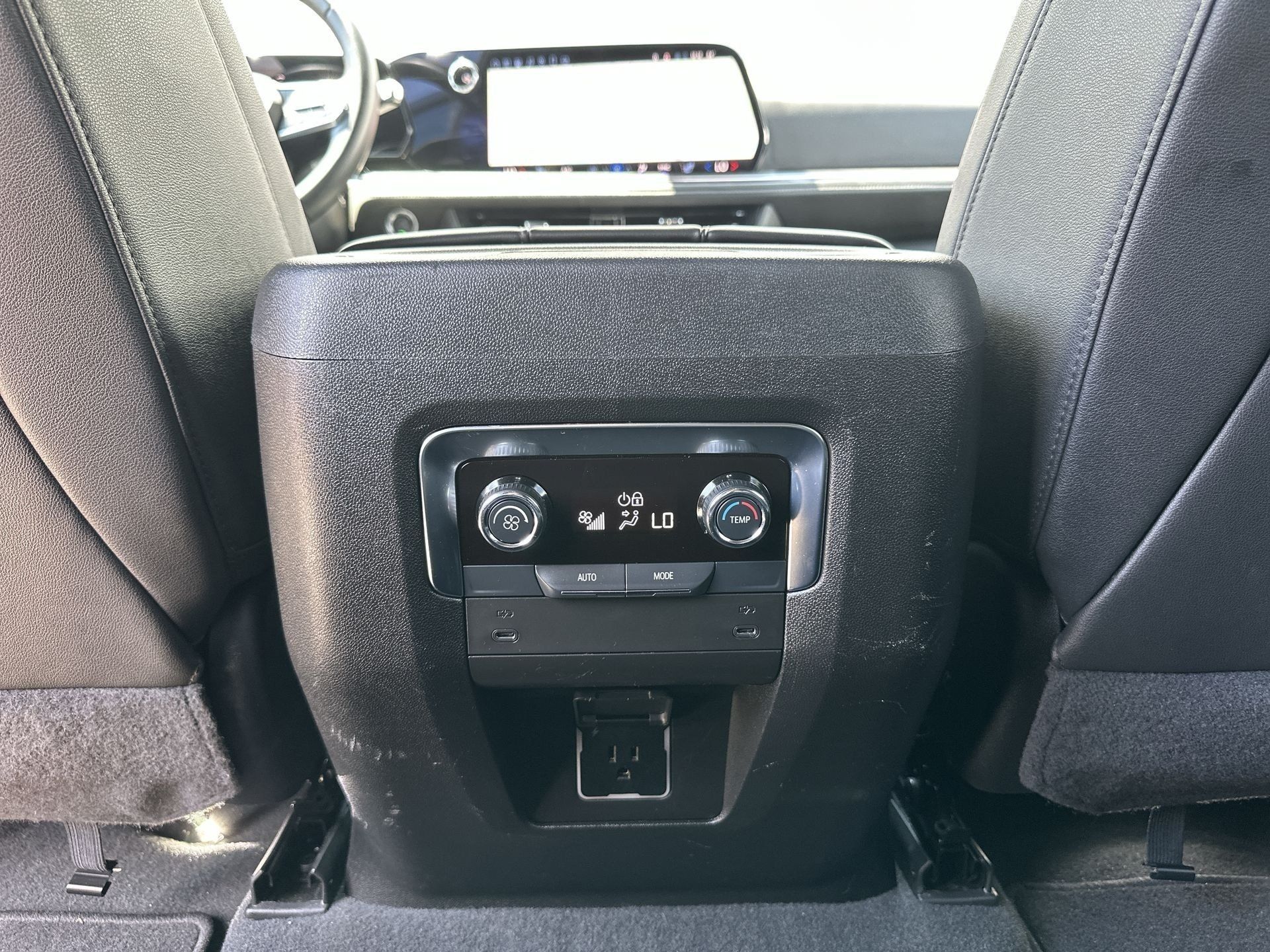 Certified 2025 Chevrolet Tahoe Z71 AWD/4WD image 21