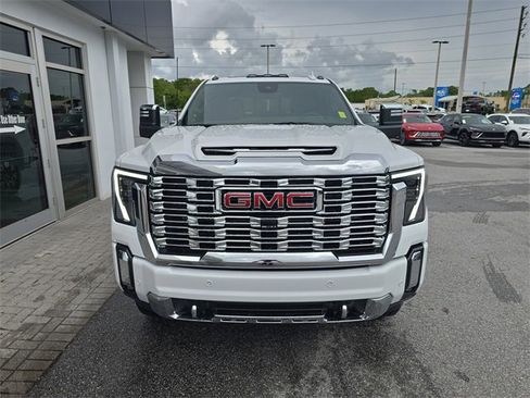 New 2025 GMC Sierra 2500 Denali w/ Denali Reserve Package image 2