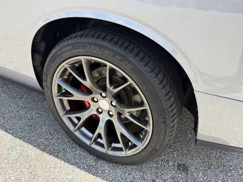 Used 2015 Dodge Challenger SRT w/ Technology Group RWD image 10