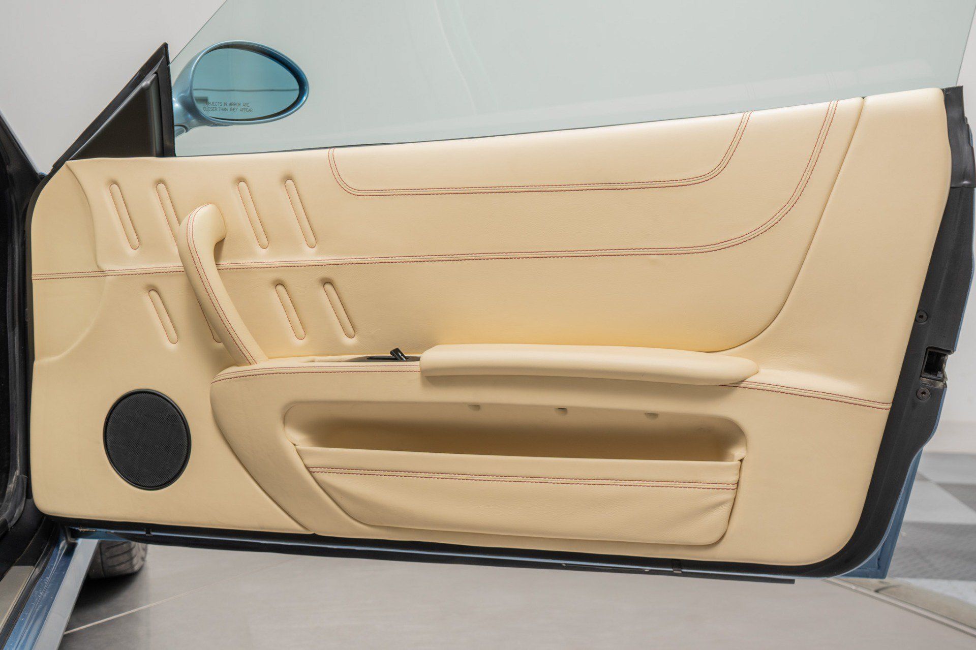 Used 2002 Ferrari 575M Maranello RWD image 40