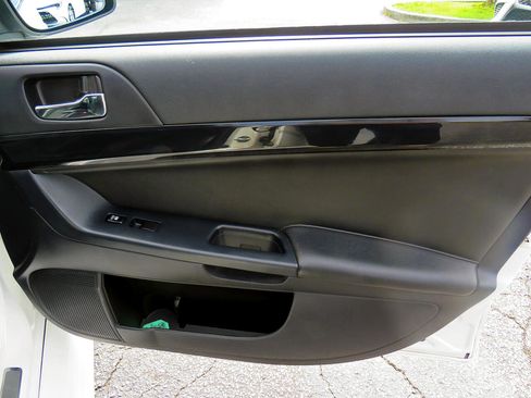 Used 2014 Mitsubishi Lancer Evolution MR image 28