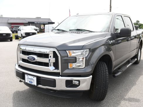 Used 2016 Ford F150 XLT AWD/4WD image 10