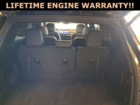Used 2025 Buick Enclave Preferred image 27