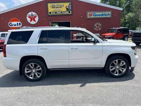 Used 2018 Chevrolet Tahoe Premier AWD/4WD image 2