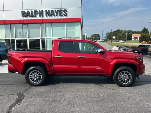 Used 2024 Toyota Tacoma Limited w/ Limited Package (LT) AWD/4WD image 2