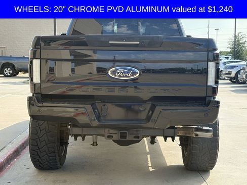 Used 2017 Ford F250 Lariat w/ Lariat Ultimate Package image 6