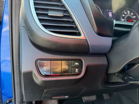 Used 2021 Kia Seltos S FWD image 13