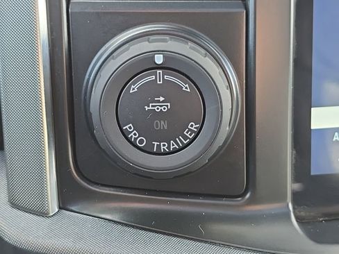 Used 2023 Ford F150 Limited image 28