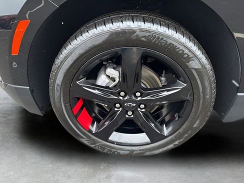 Used 2024 Chevrolet Equinox Premier AWD/4WD image 25