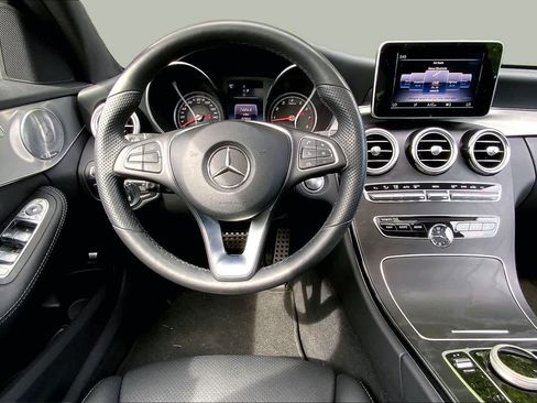 Used 2018 Mercedes-Benz C 300 4MATIC Sedan image 6