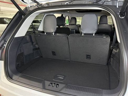 New 2025 Lincoln Aviator Premiere image 14