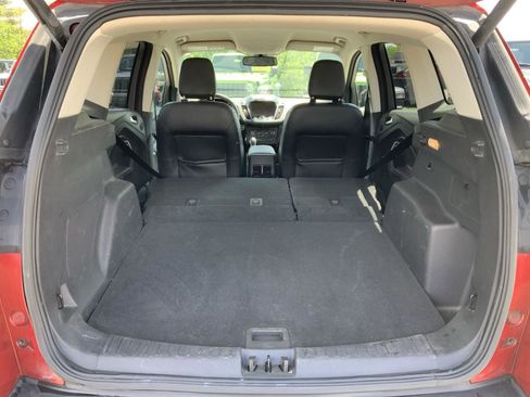 Used 2019 Ford Escape Titanium FWD image 12