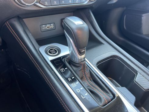 Used 2022 Nissan Sentra SR w/ Midnight Edition FWD image 21
