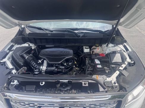 Used 2019 GMC Acadia Denali AWD/4WD image 21