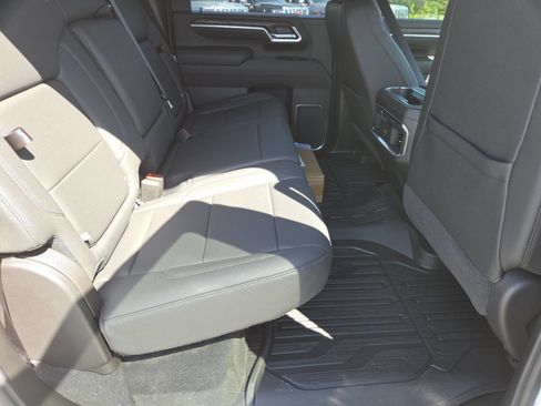 New 2026 GMC Sierra 2500 SLT w/ SLT Premium Package AWD/4WD image 25