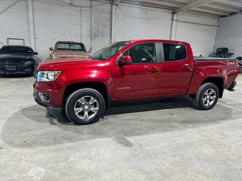 Used 2018 Chevrolet Colorado Z71 image 2