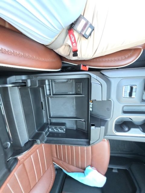 Used 2025 GMC Sierra 2500 Denali Ultimate w/ Max Trailering Package AWD/4WD image 36