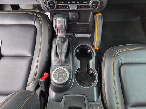 Used 2024 Ford Bronco Badlands AWD/4WD image 28