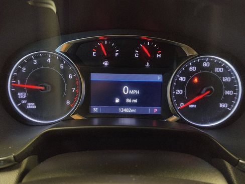 Used 2024 Chevrolet Blazer LT w/ Convenience Package FWD image 23