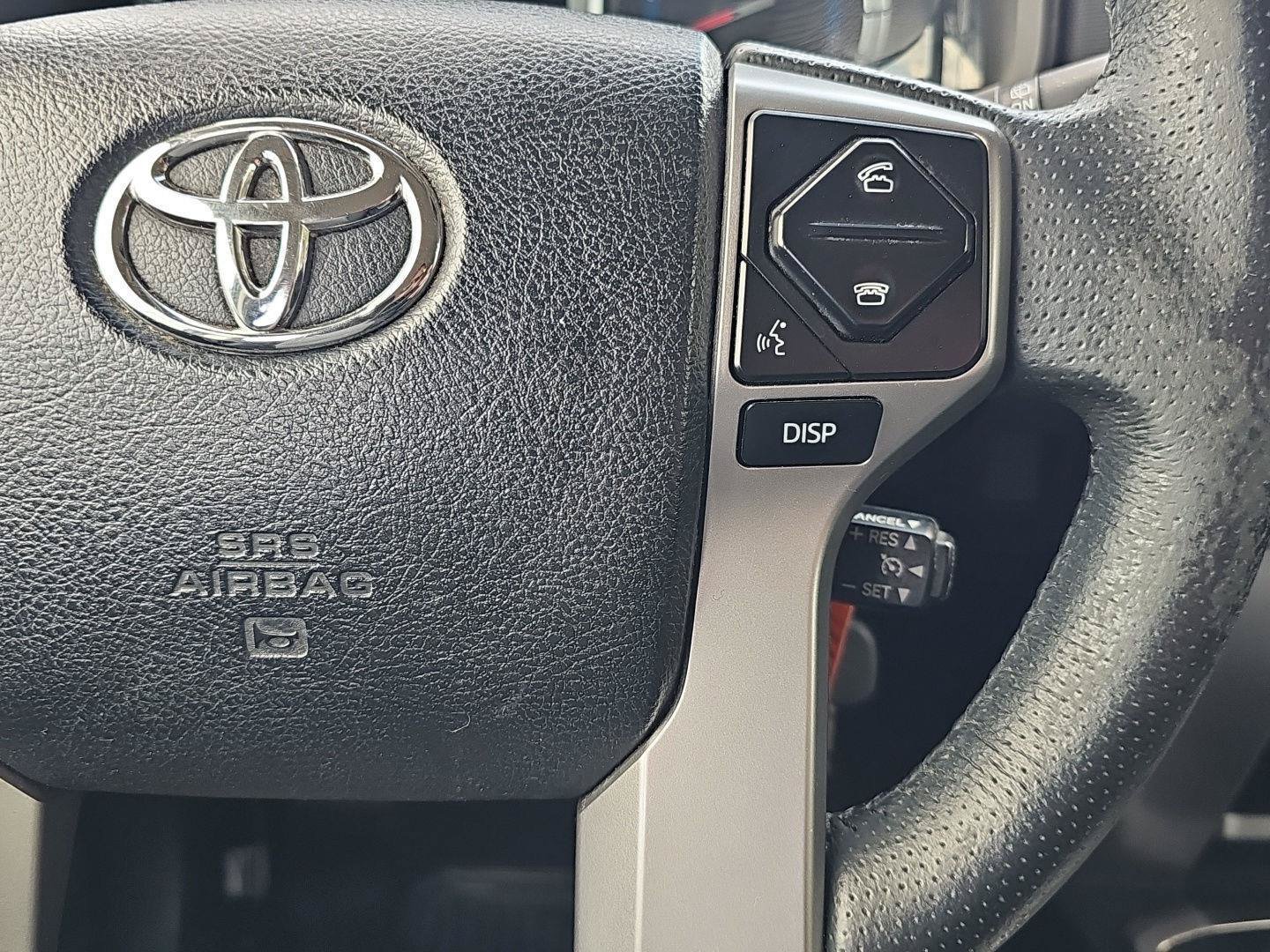 Used 2019 Toyota 4Runner SR5 AWD/4WD image 18